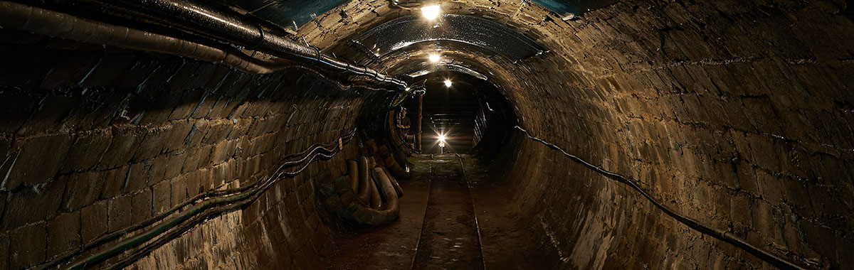 Empresa de trabalho em espaço confinado Empresa de trabalho em espaço confinado