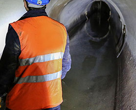 Equipe Resgate para trabalho em espaço confinado